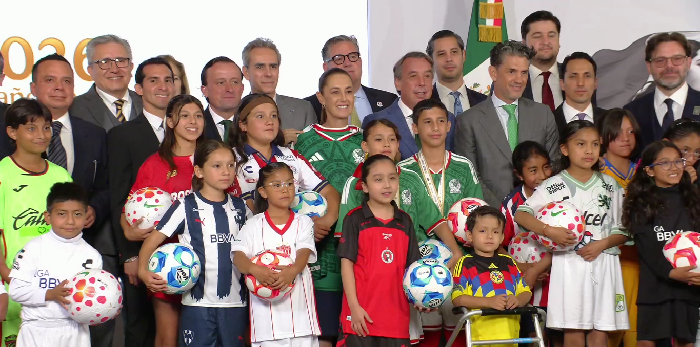 Claudia Sheinbaum y clubes de la Liga MX
