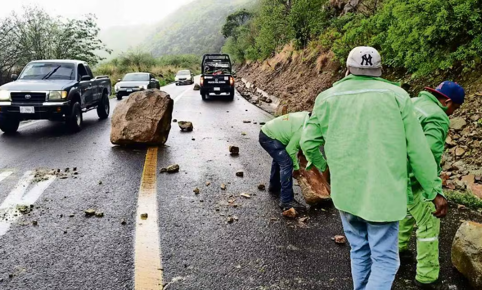 Lluvias de “Boris” cobran una vida en la Sierra Sur de Oaxaca