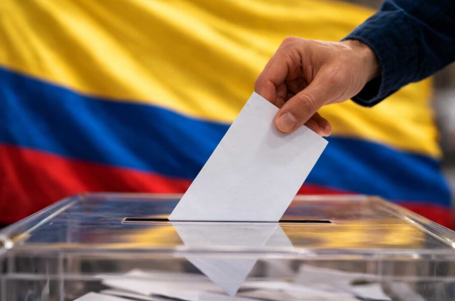 Congresistas advierten sobre riesgos de intervención de EU en elecciones de Colombia