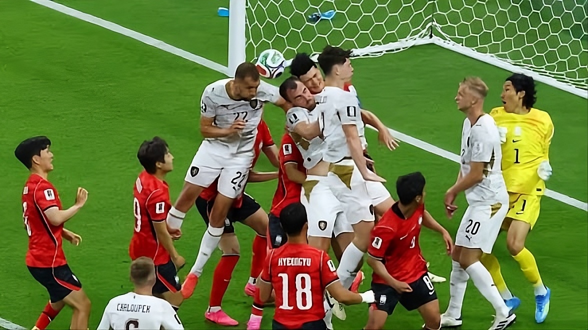 jugadores de futbol en un estadio durante el Mundial 2026