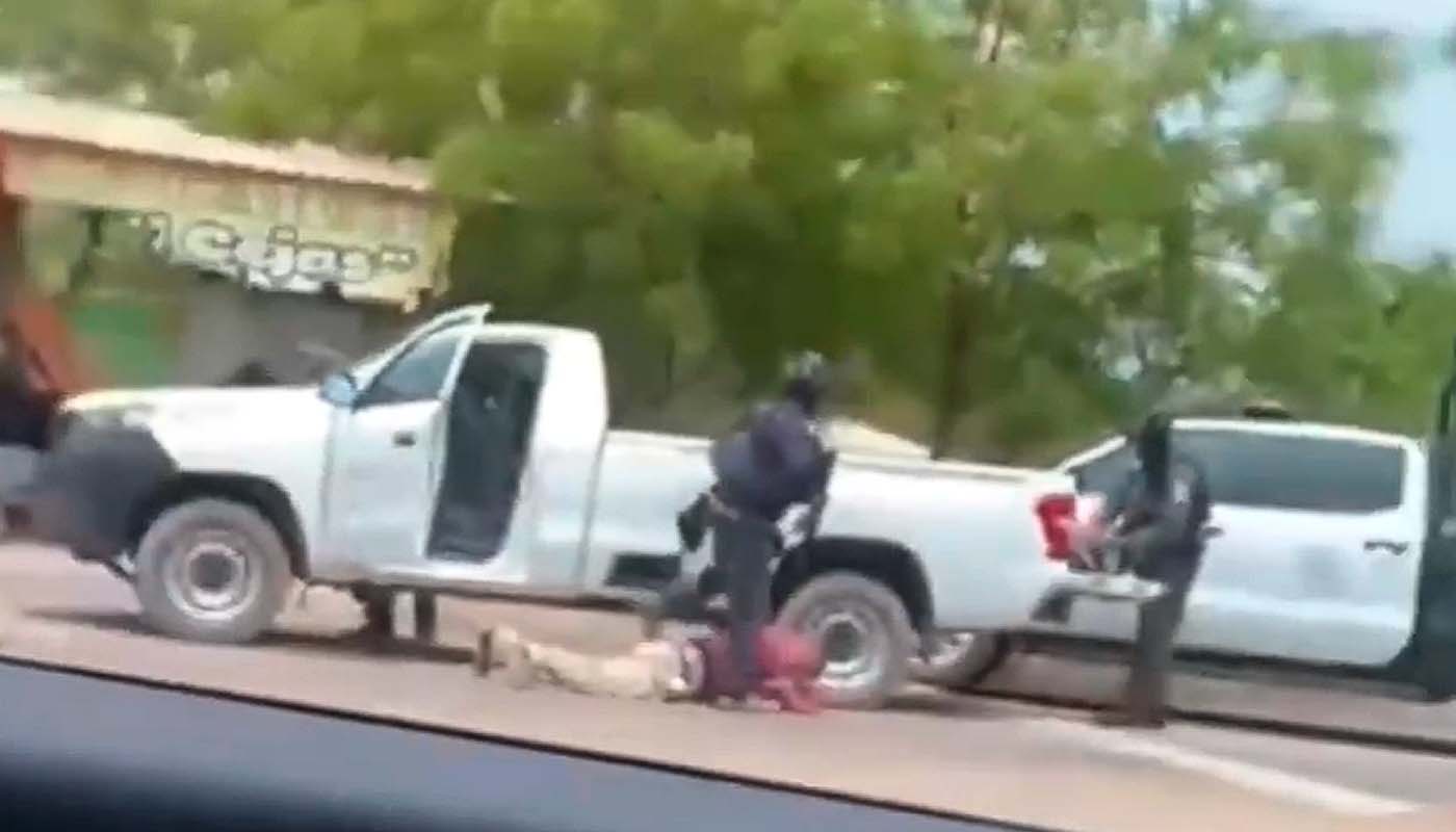 Detienen al menos a dos hombres en mocorito