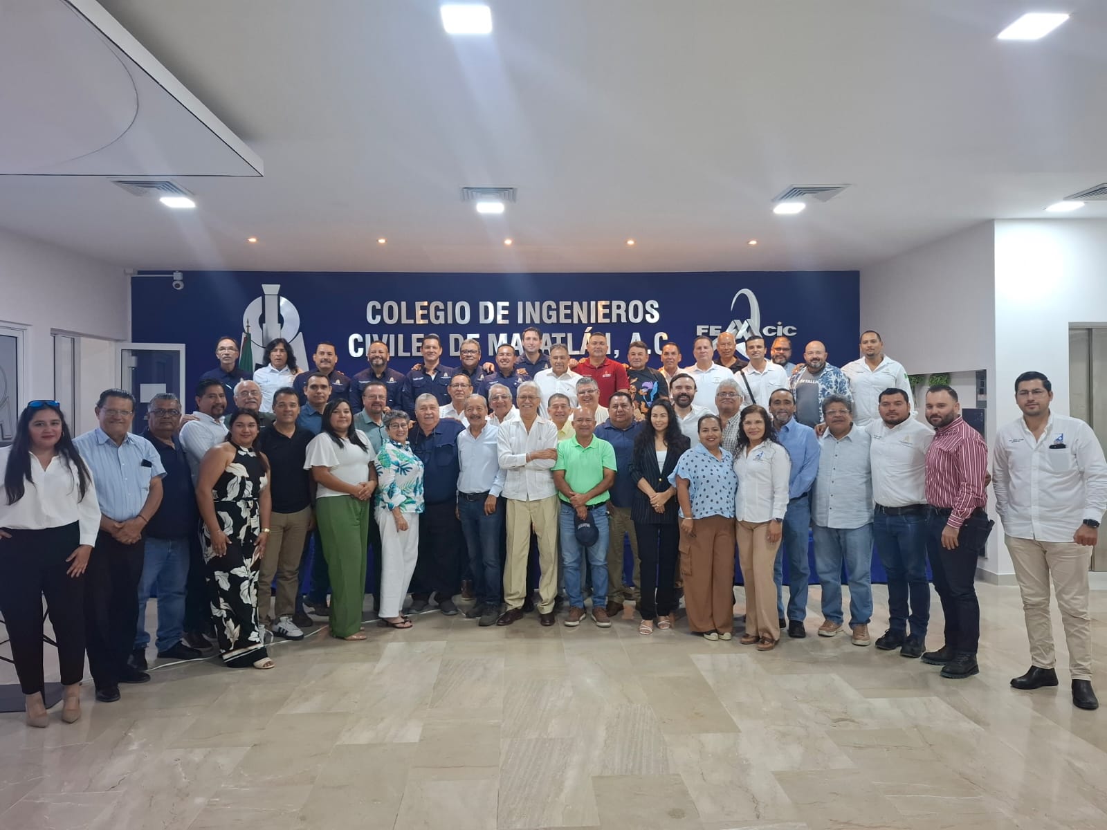 El Colegio de Ingenieros Civiles de Mazatlán celebran su día nacional
