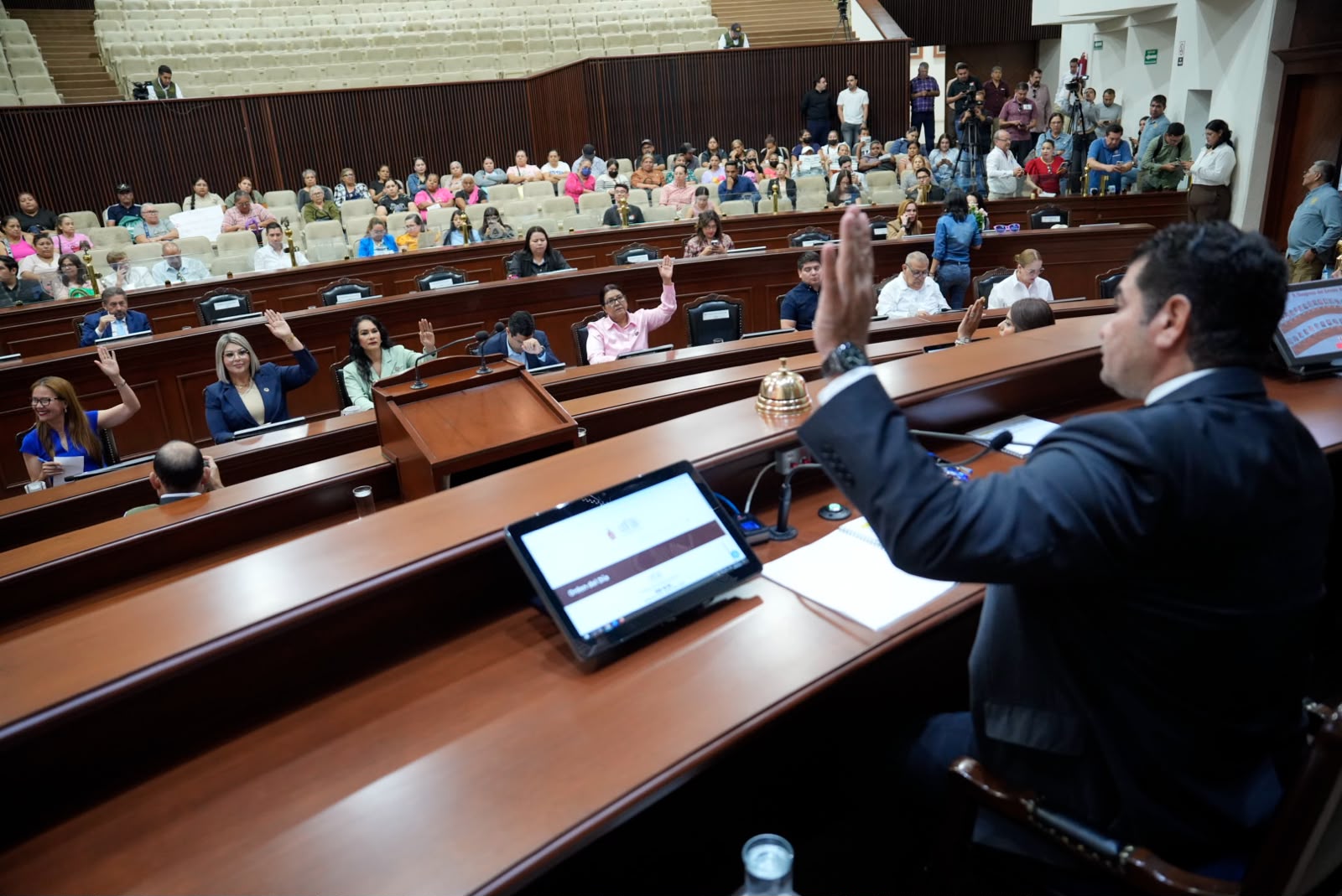Diputados en el Congreso de Sinaloa.