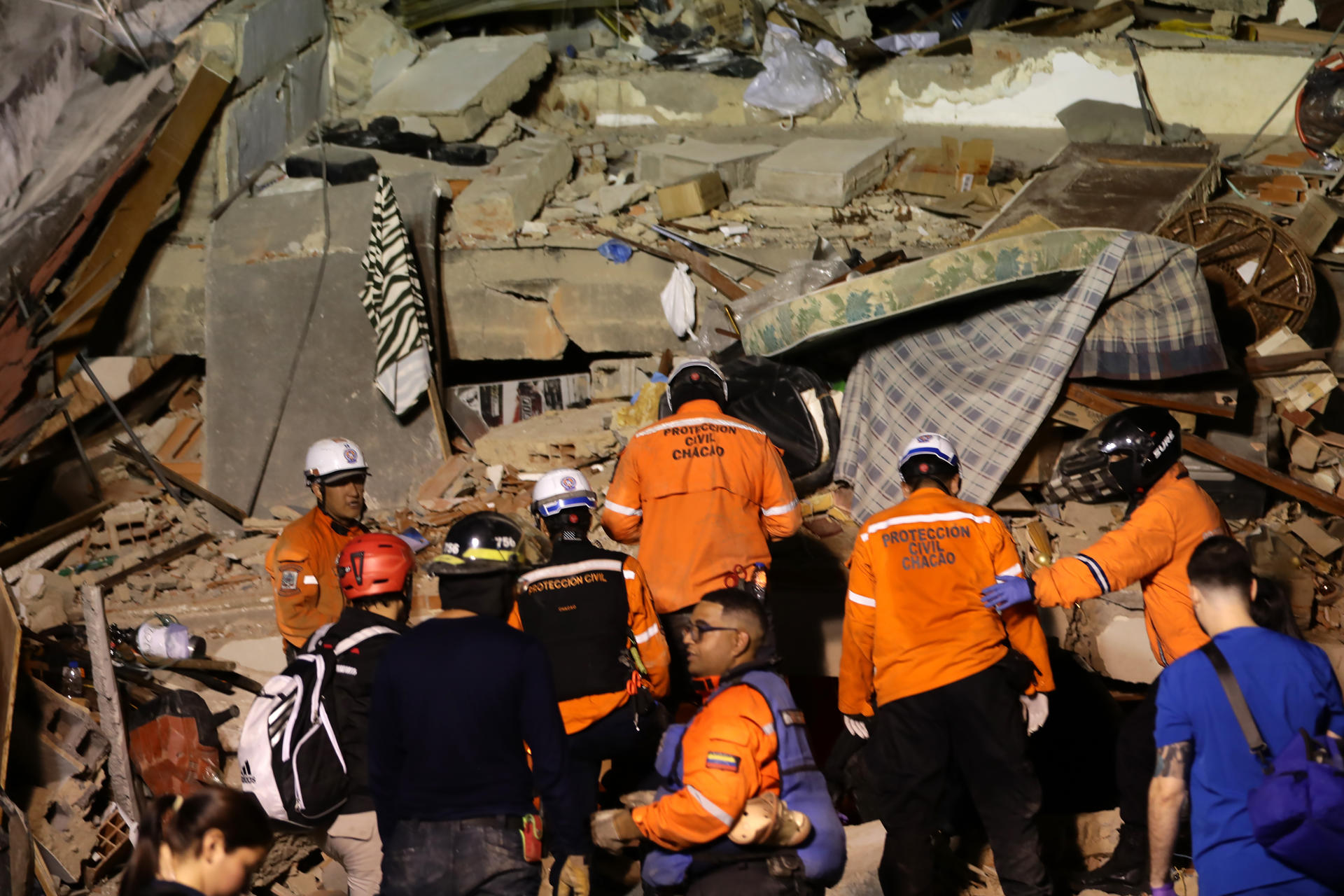 Venezuela recibe apoyo de 24 países en atención a doble terremoto: Delcy Rodríguez