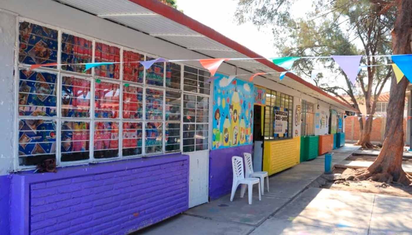 Escuela primaria pública en SInaloa