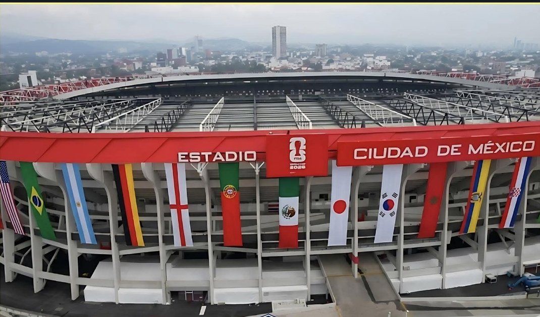 Fachada del Estadio Azteca