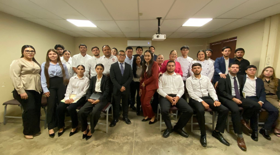 Estudiantes de UAdeO Extensión Sinaloa de Leyva