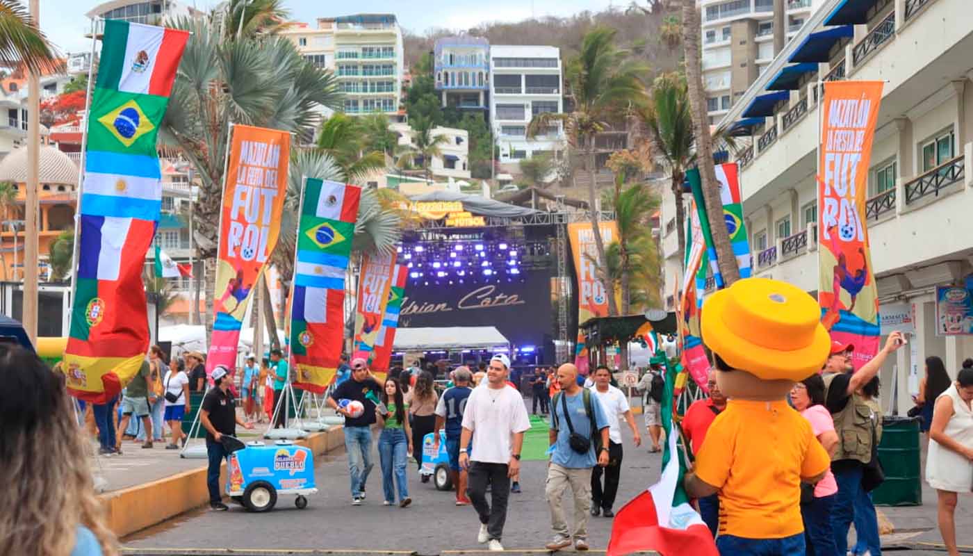Evento Mazatlán, la fiesta del Futbol, en Olas Altas