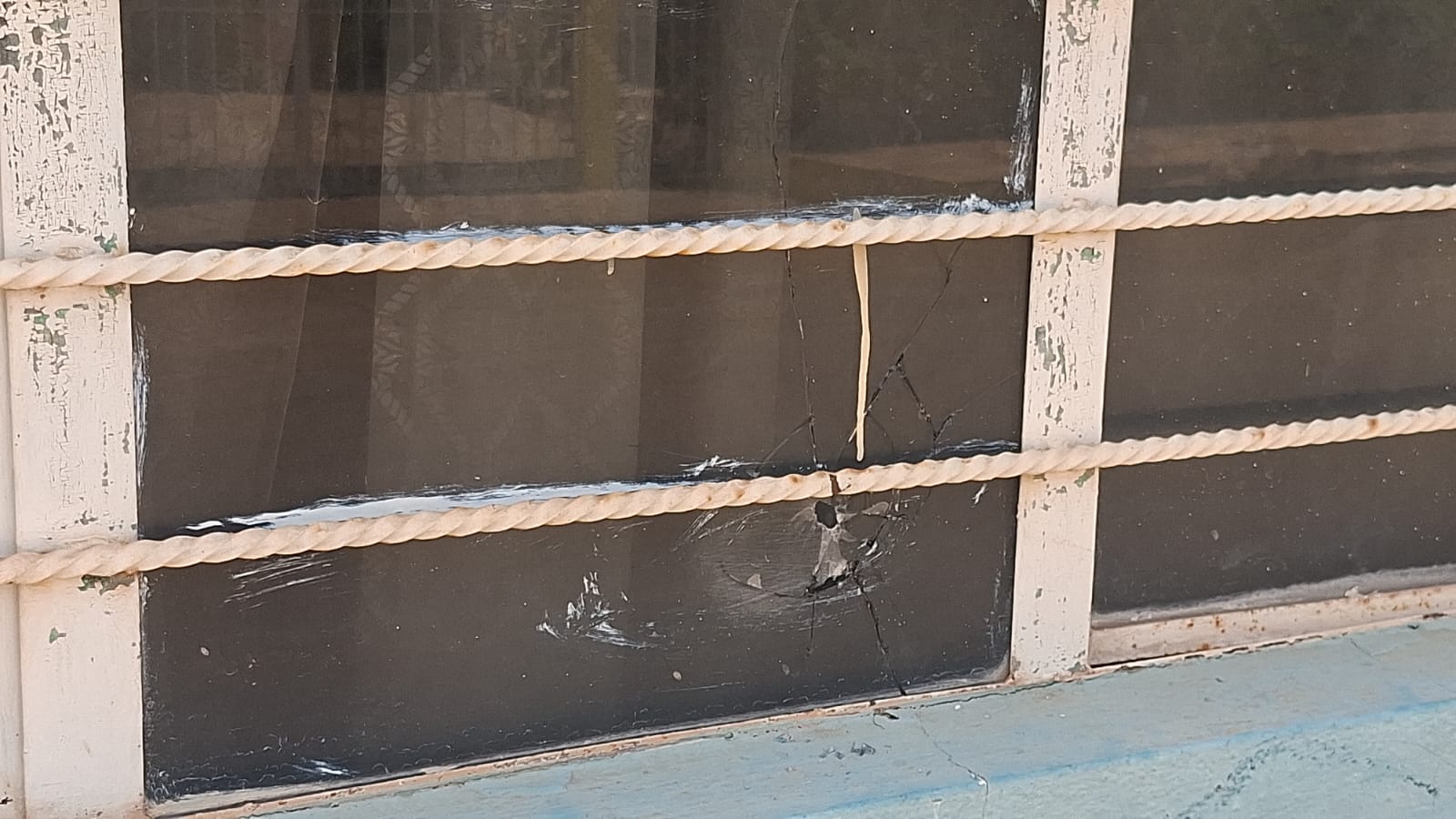 Orificio en una ventana