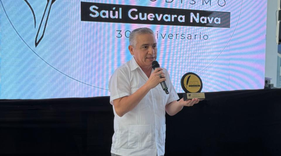 Fernando Solís, locutor de RSN, es reconocido con el premio estatal de Periodismo 2026 