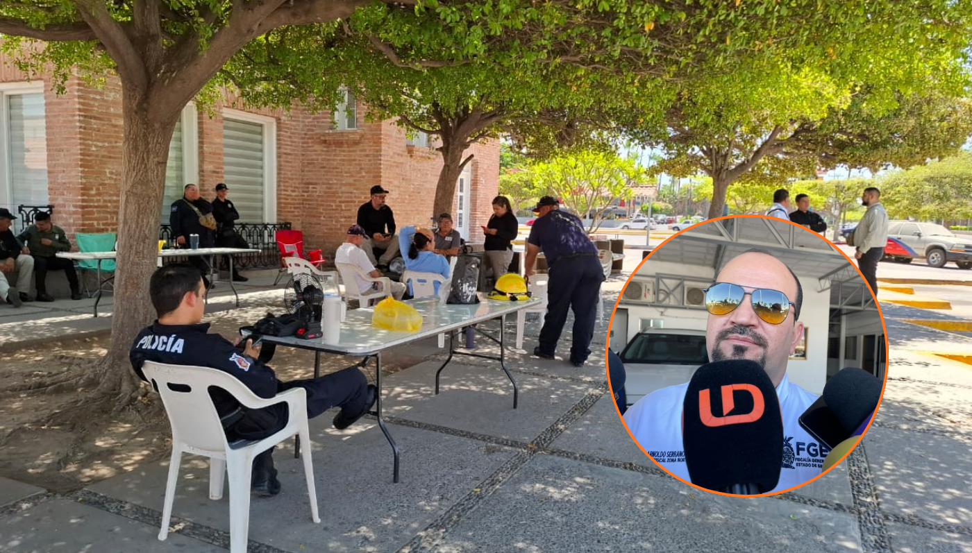 Jesús Arnoldo Serrano Castelo y personas afuera de la Plaza Fiesta Las Palmas