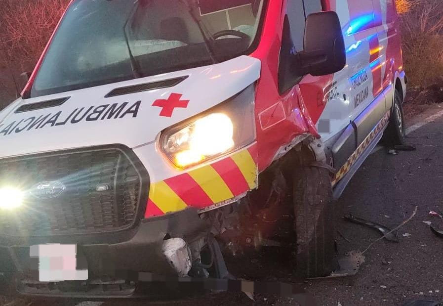 Ambulancia de Cruz Roja accidente