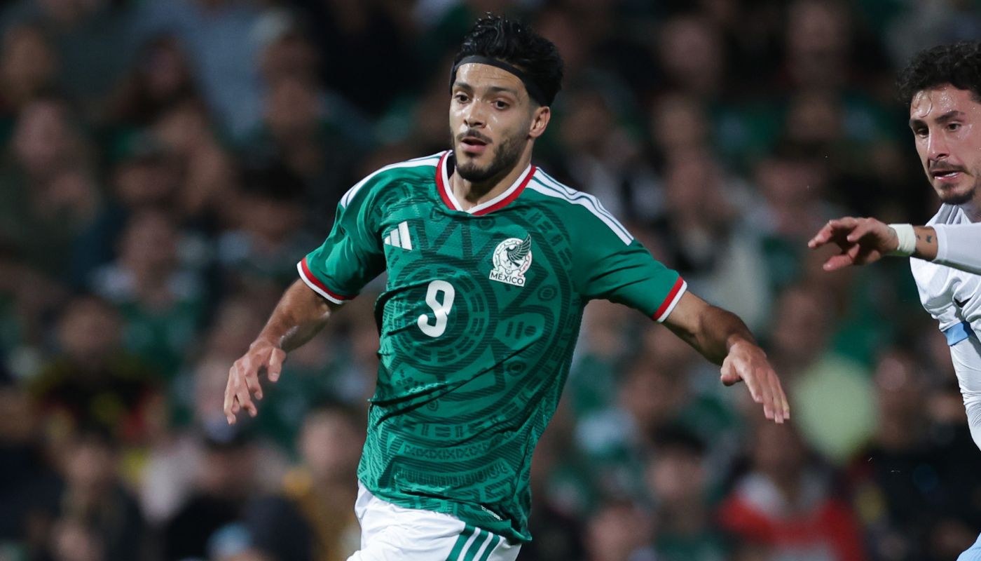 Futbolista mexicano