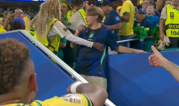 Seguridad no reconoce al hijo de Neymar y le niega el paso en pleno Brasil vs Escocia: VIDEO