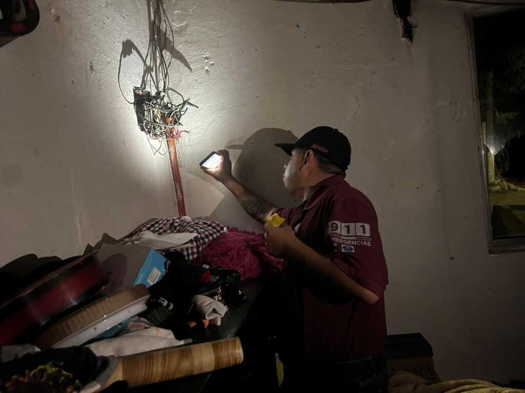 Incendio en vivienda deja daños materiales
