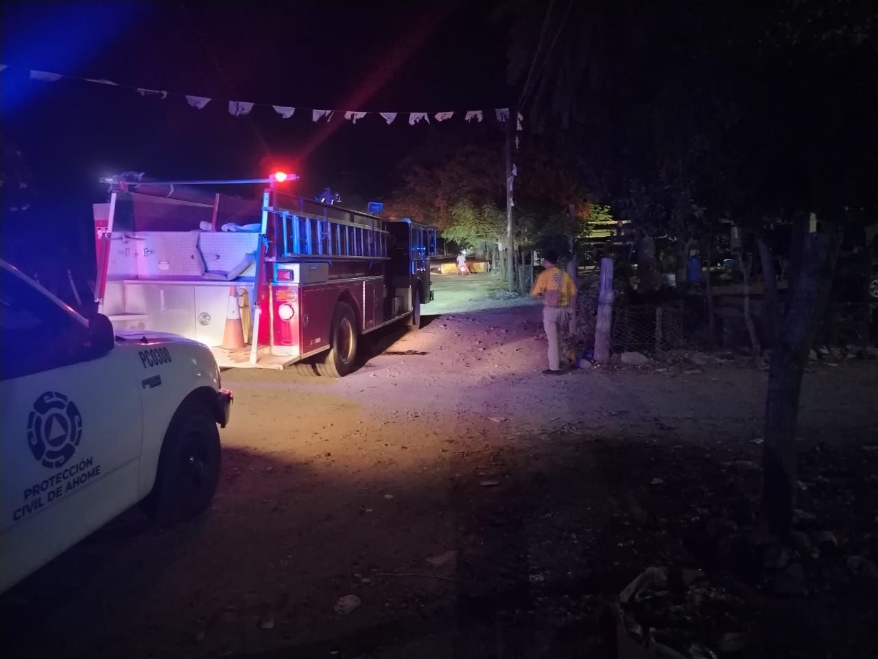 Incendio en vivienda deja daños materiales