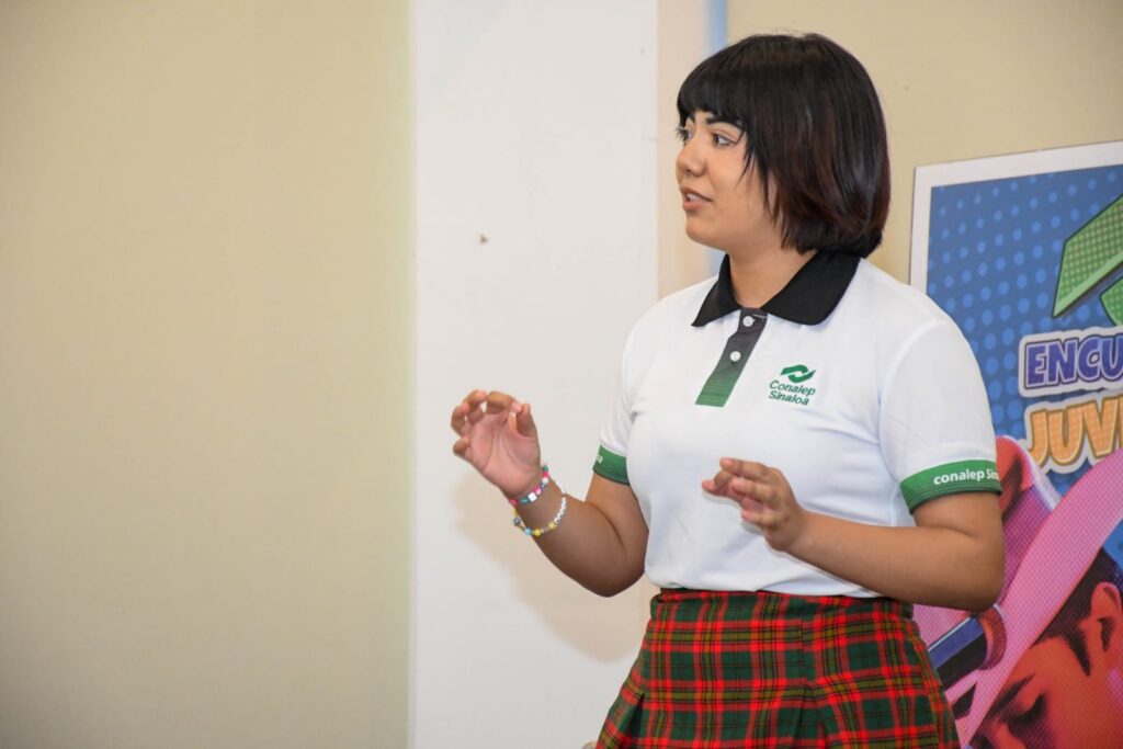 Estudiante de Conalep Sinaloa participa en concurso de Oratoria 