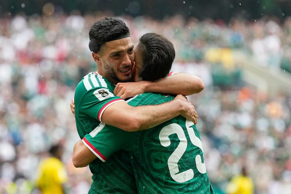 México ganó en su debut ante Sudáfrica