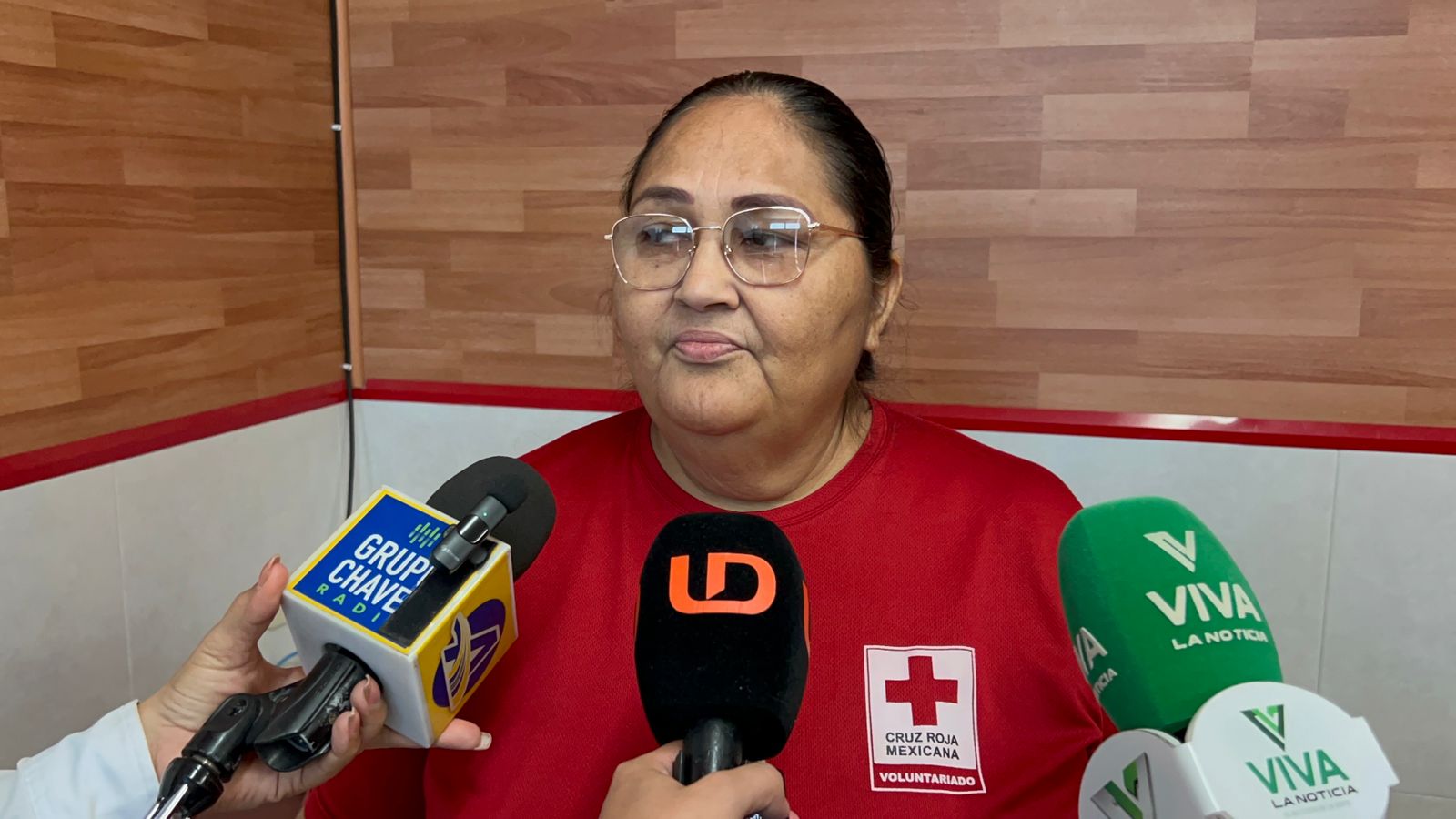 Minélida Ochoa Félix en entrevista con medios de prensa