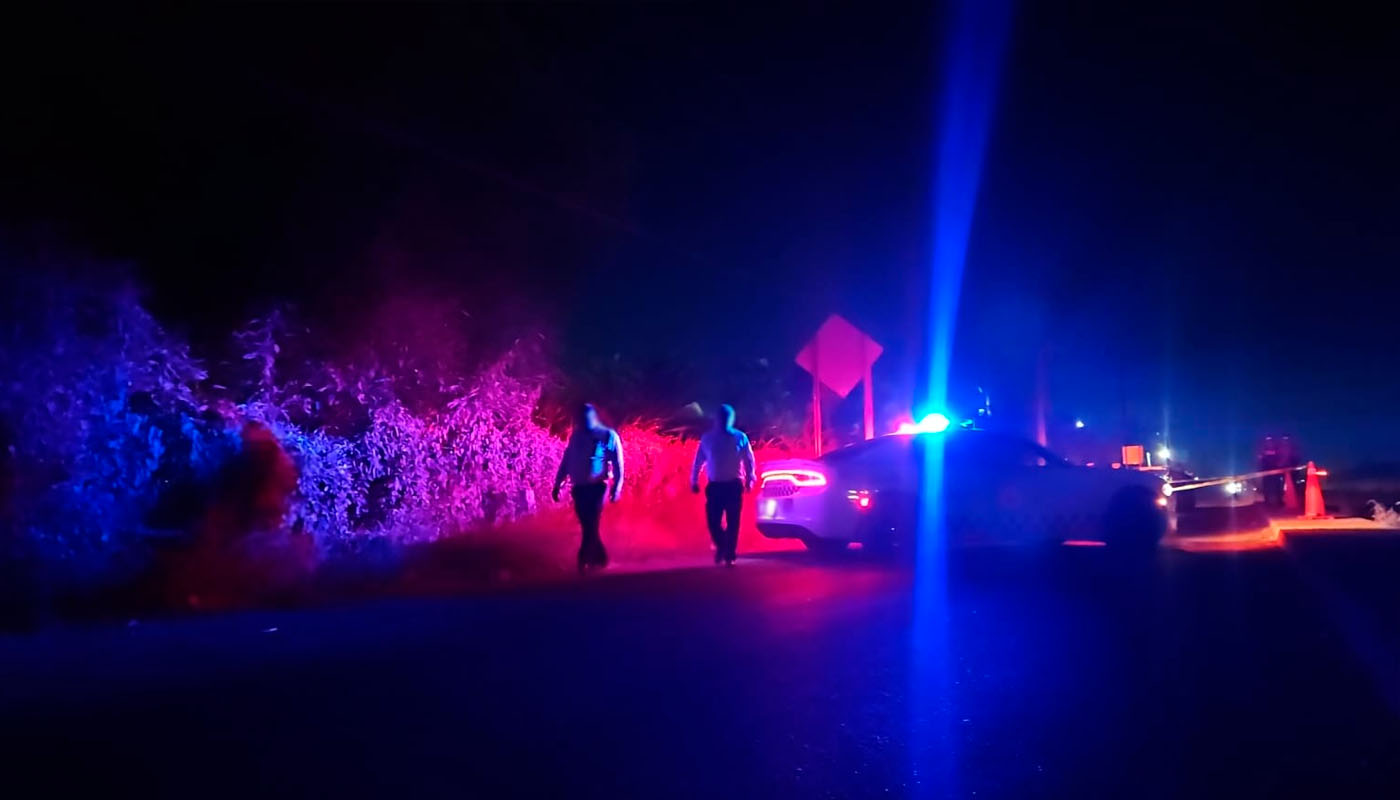 Policías resguardan área donde falleció un motociclista en Culiacán