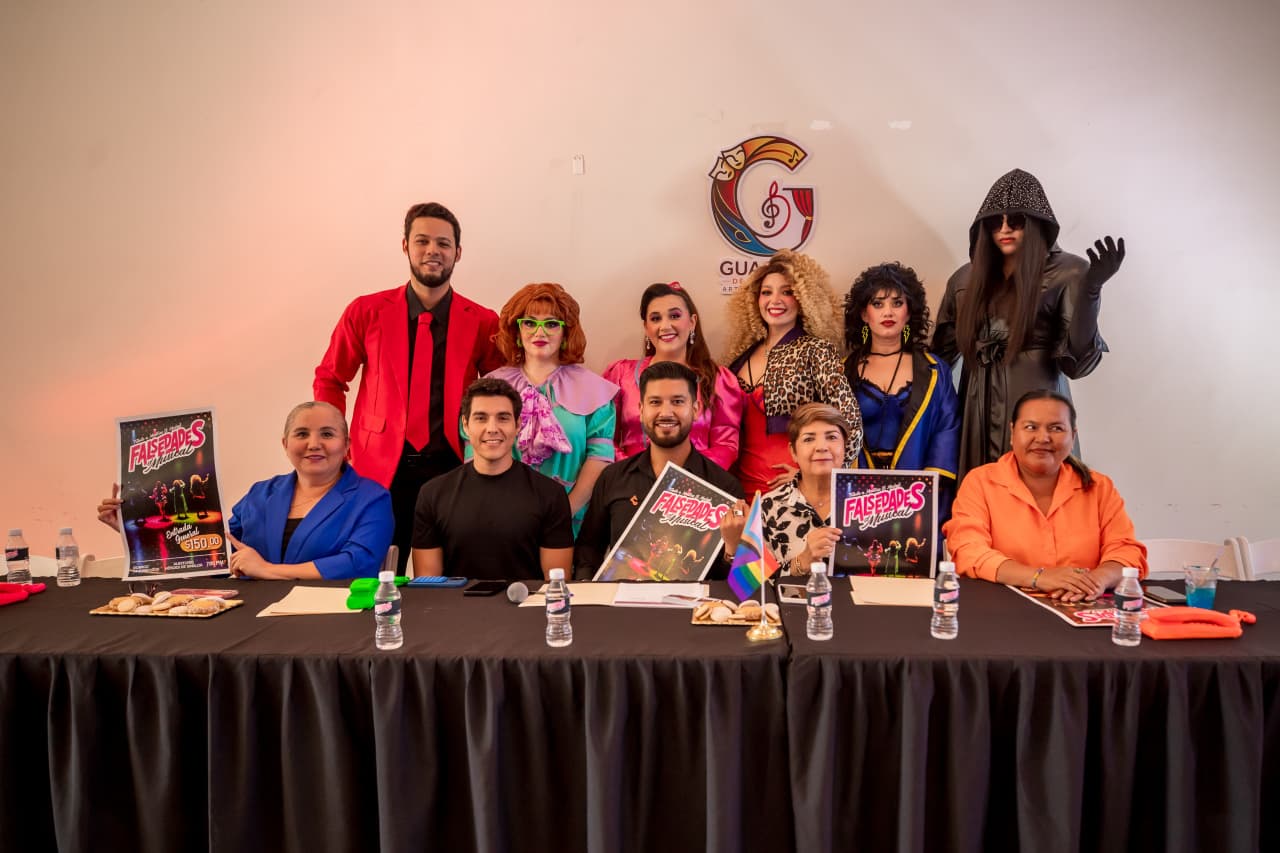 Falsedades El Musical