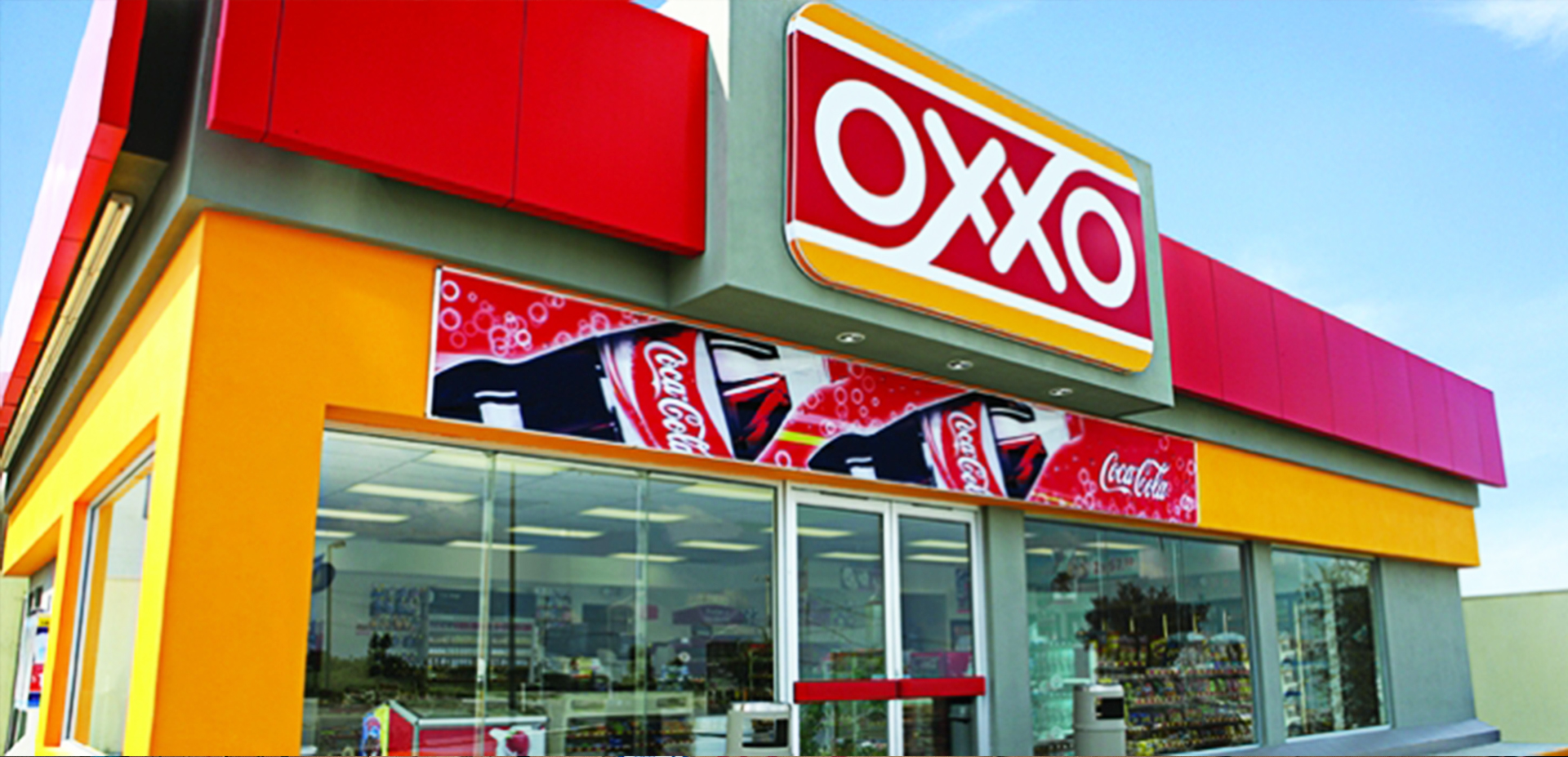 OXXO responde tras polémica por negar acceso a bomberos de Hermosillo luego de atender un incendio