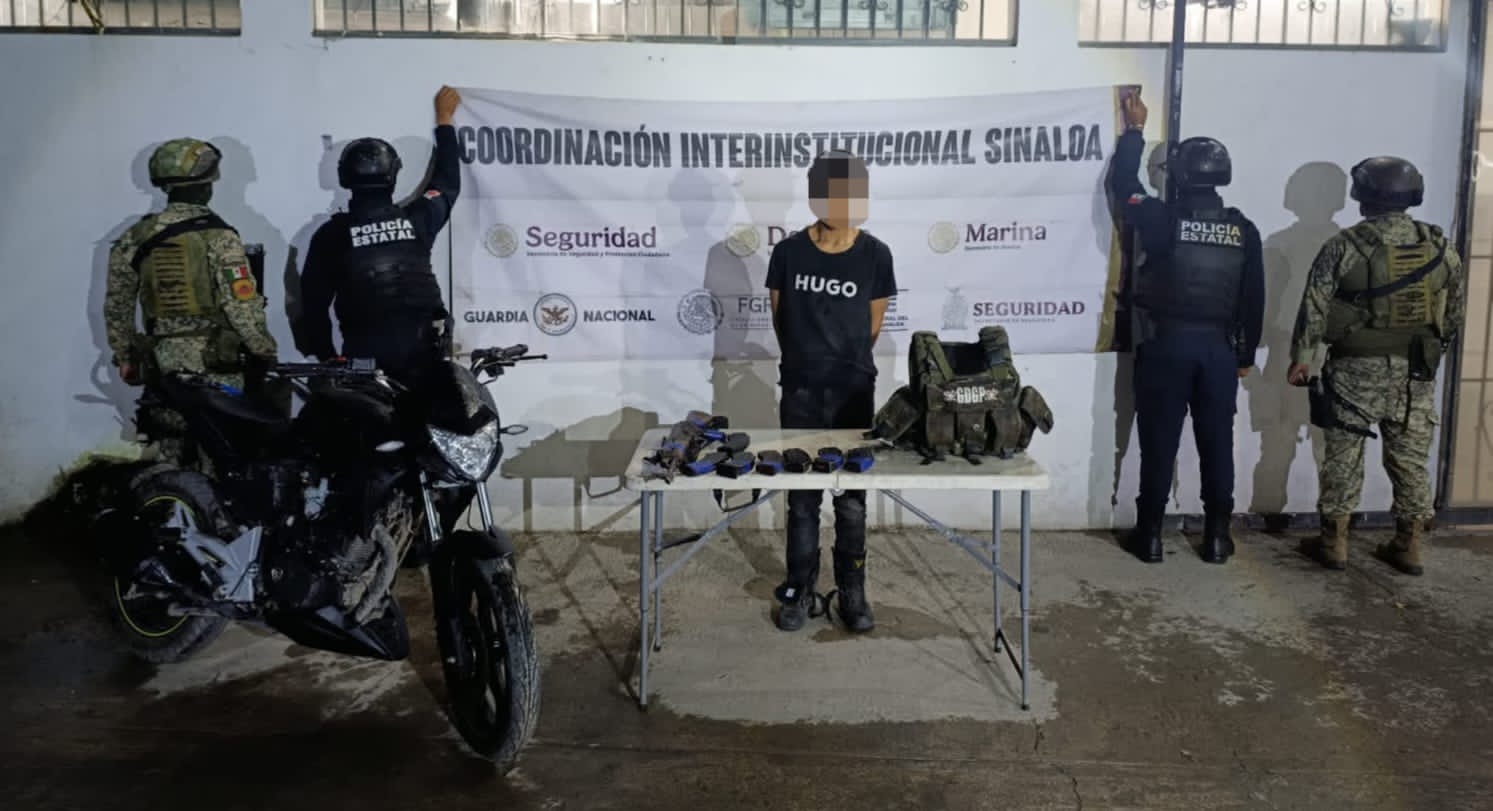 Detienen a hombre armado con un “cuerno de chivo”