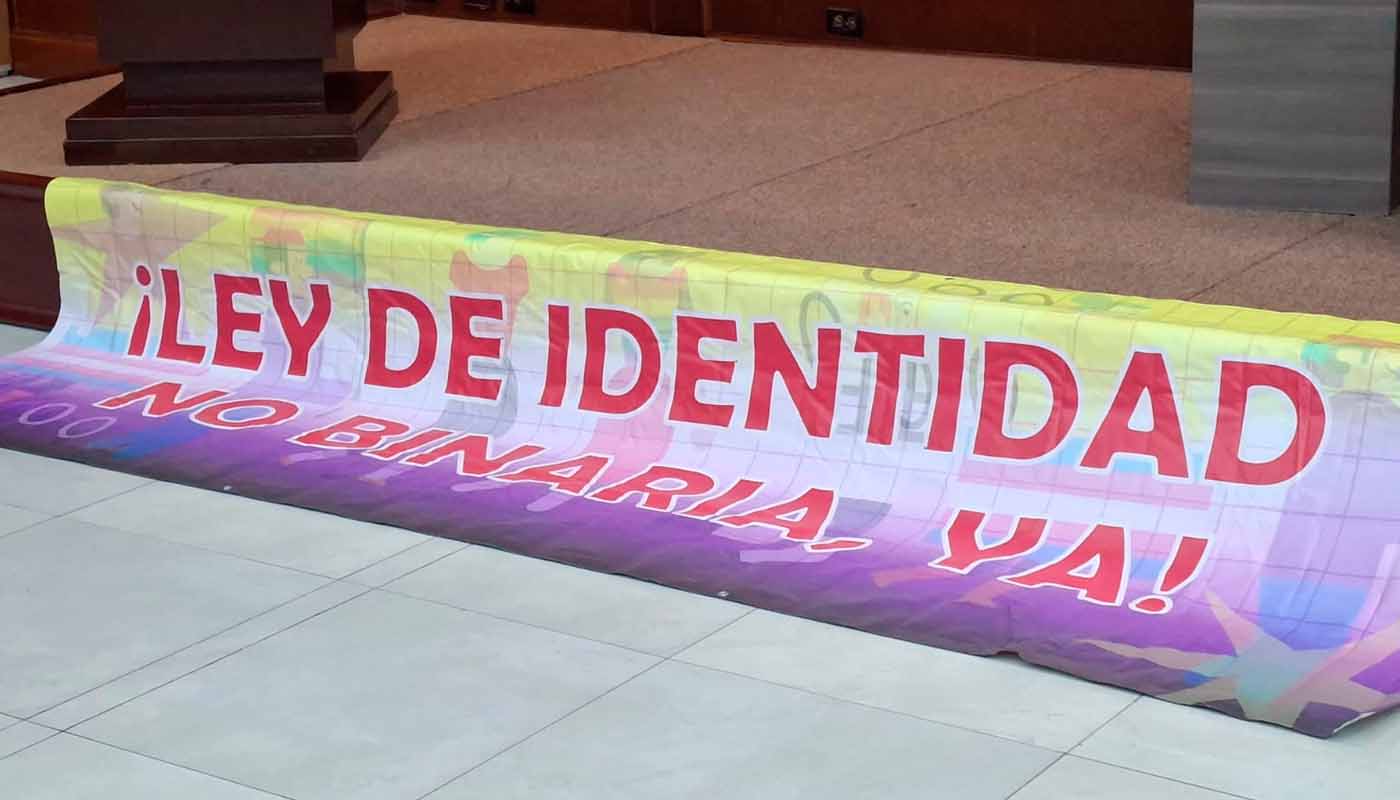 Piden dictaminar iniciativa para personas no binarias en Sinaloa