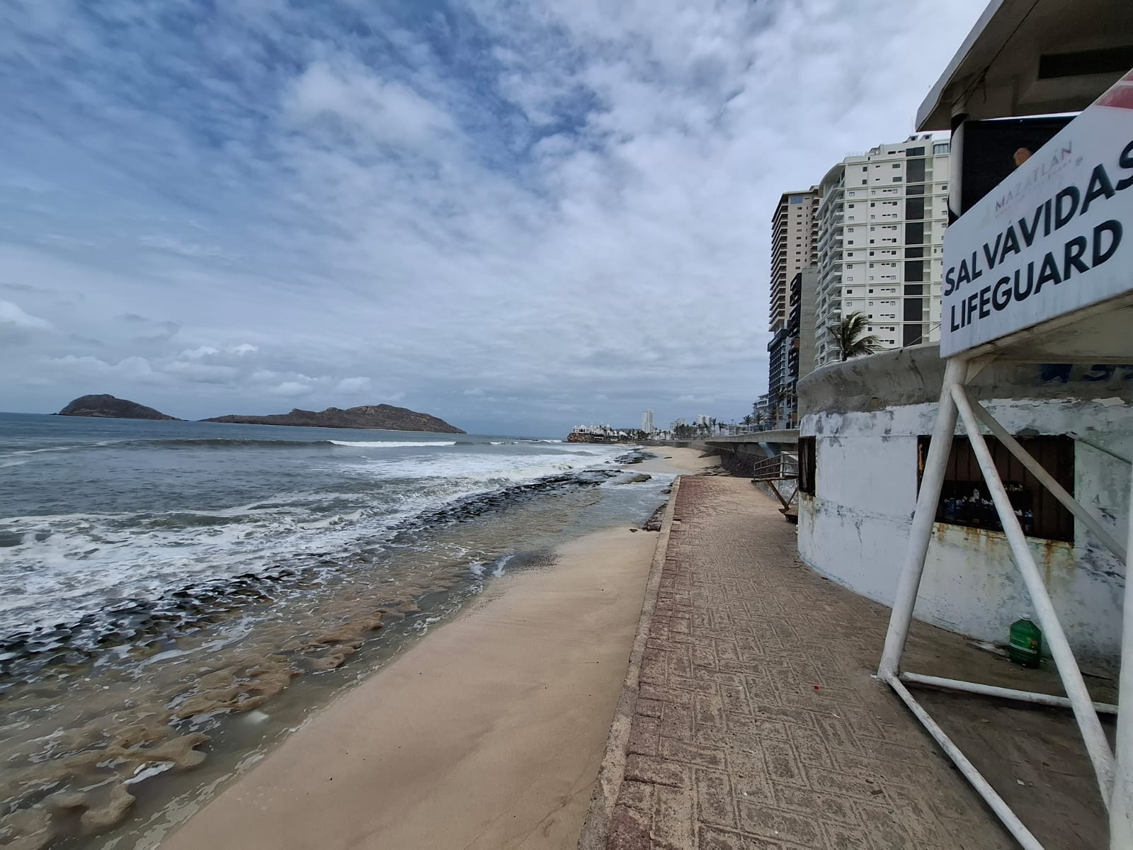 Playas Mazatlán Oleaje Mar de Fondo