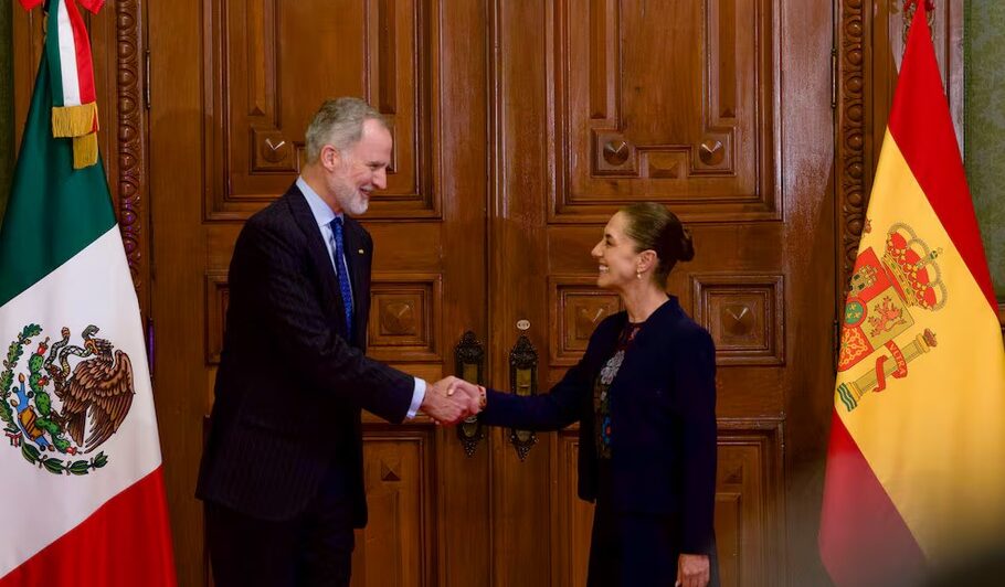 Claudia Sheinbaum recibe al rey Felipe VI de España en el Palacio Nacional