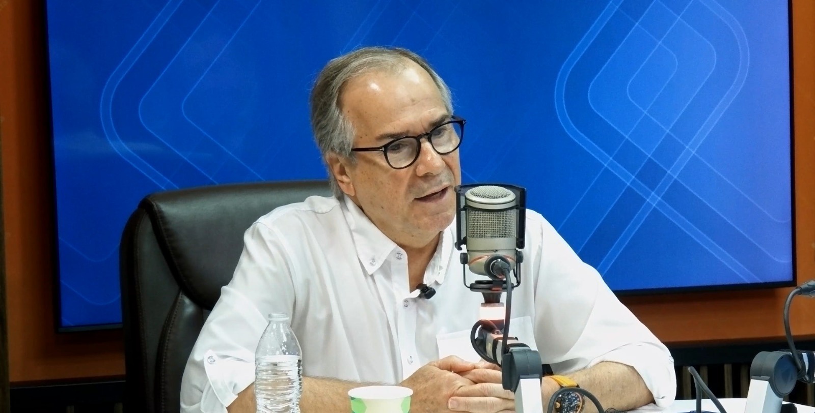 Sergio “Pío” Esquer Peiro en el estudio de Línea Directa