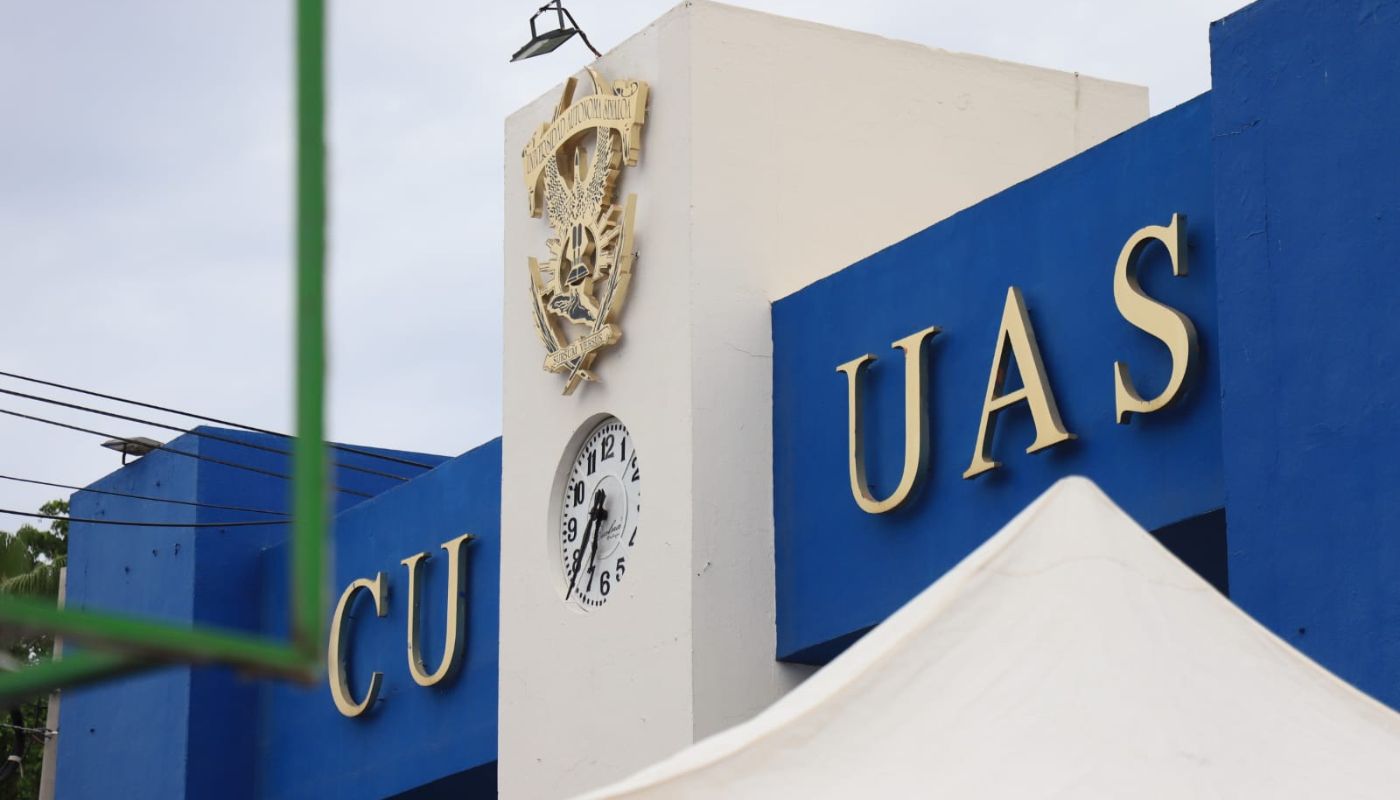 Fachada de la Universidad Autónoma de Occidente