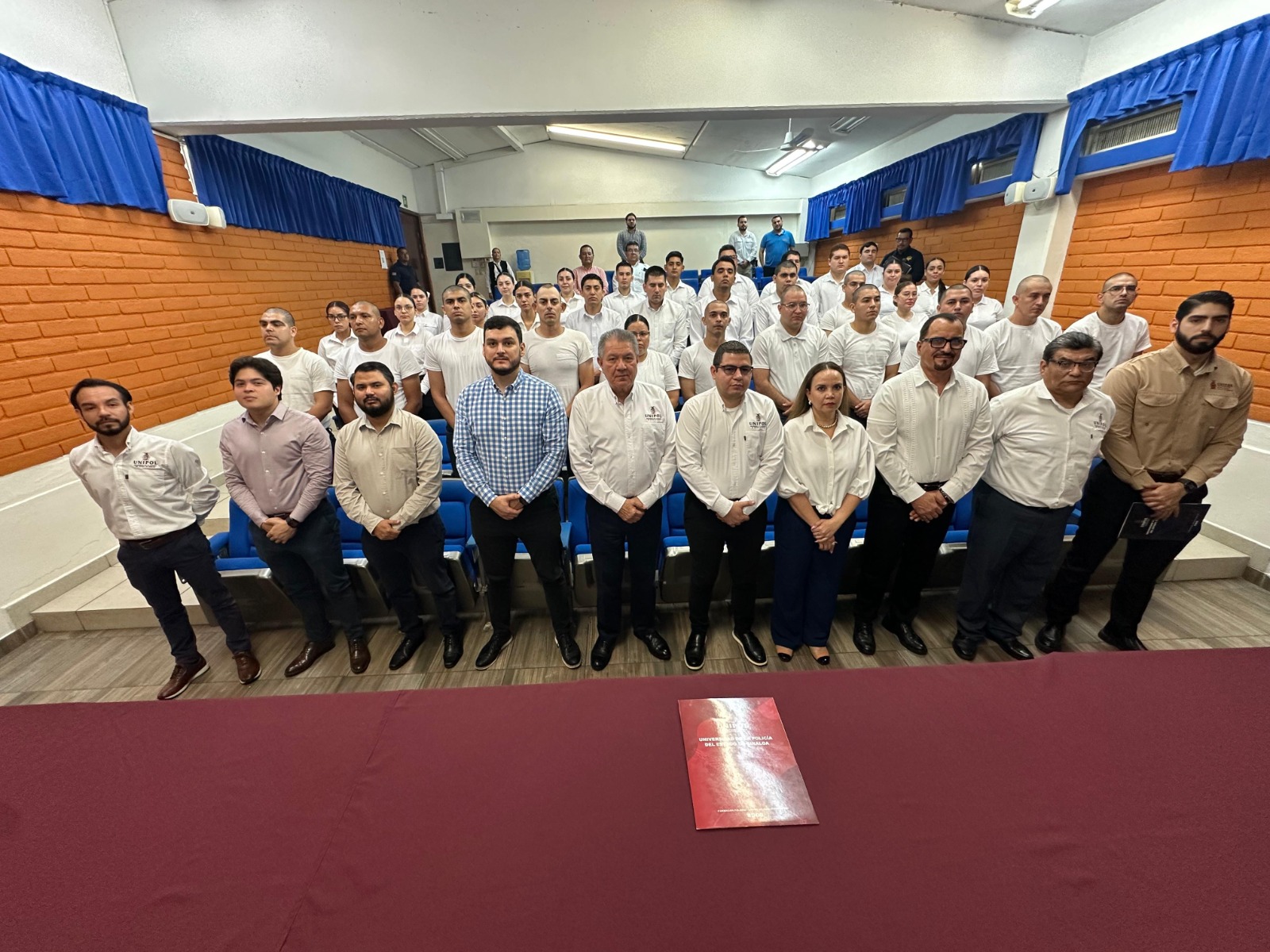 aspirantes a policías investigadores y agentes del MP