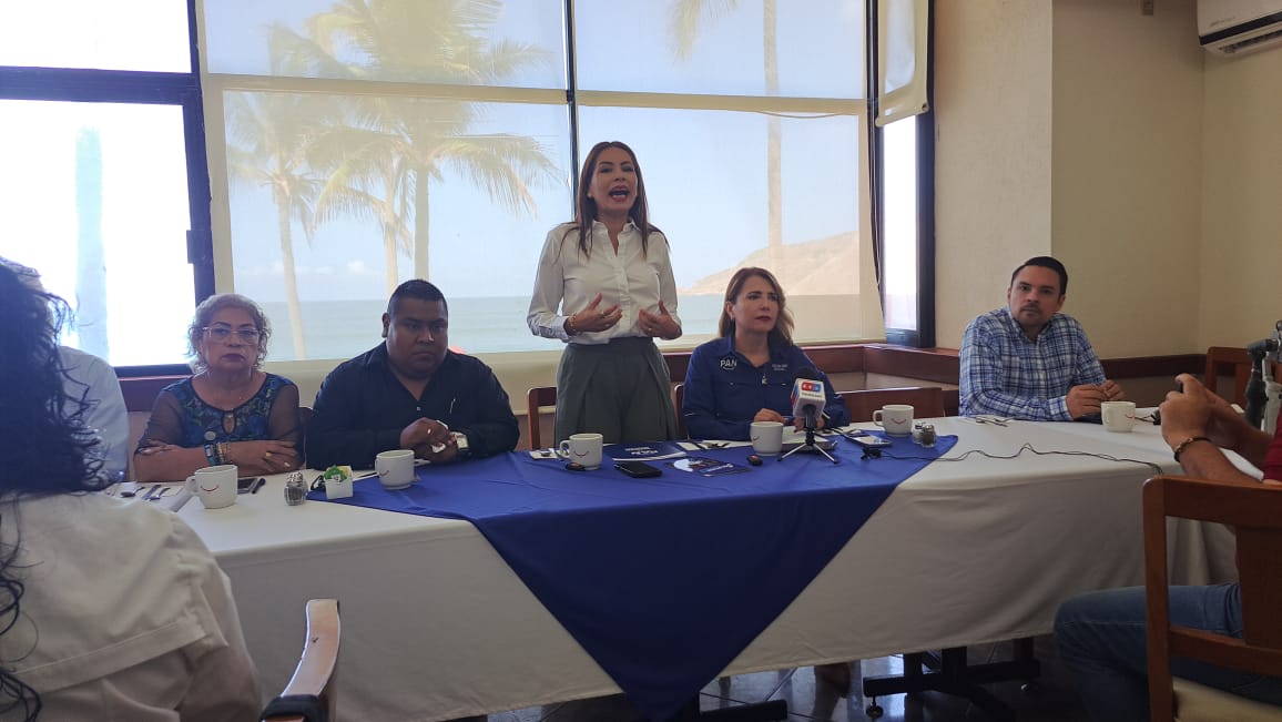 Wendy Barajas PAN