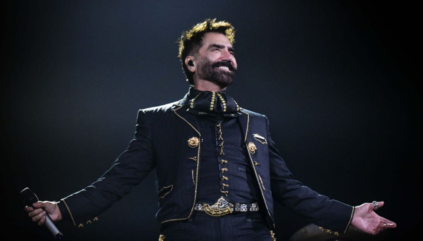 Alejandro Fernández.