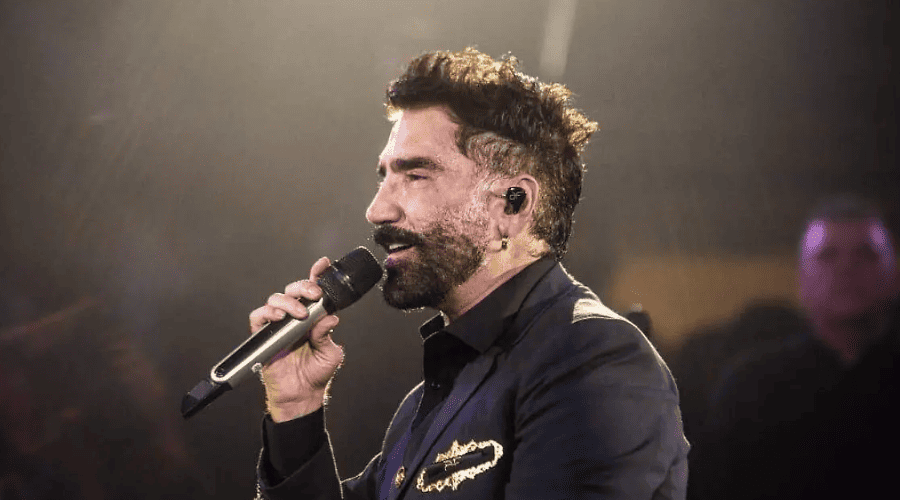 Alejandro Fernández.