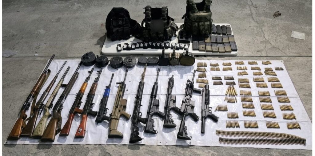 Armas y municiones aseguradas