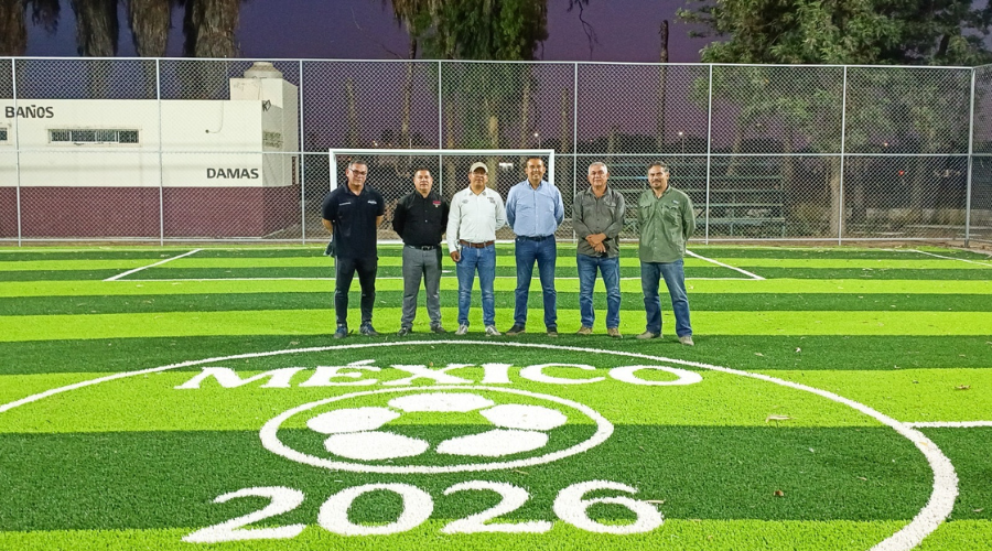 Cancha de futbol 5 en la Ciudad Deportiva Centenario de Los Mochis