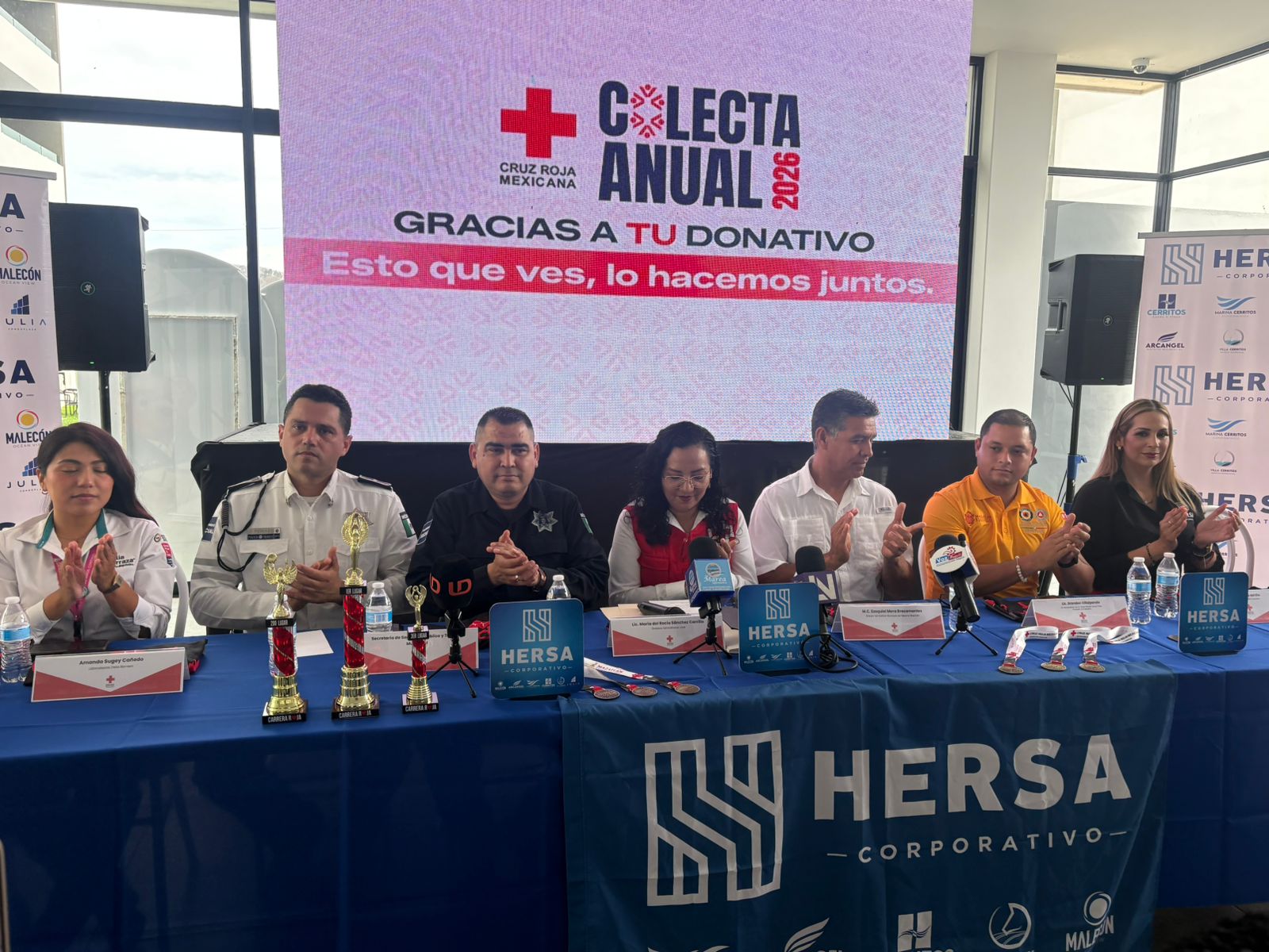 Conferencia de prensa para anunciar Carrera Roja