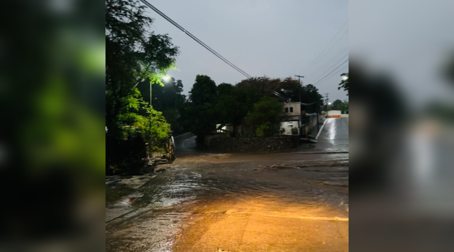 Lluvias en la cabecera municipal de Choix