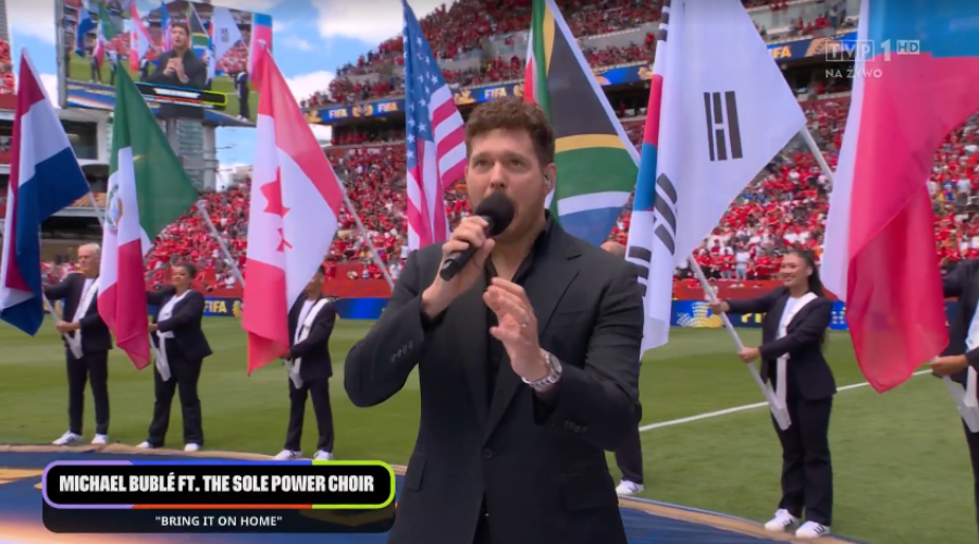 Michael Bublé interpreta 