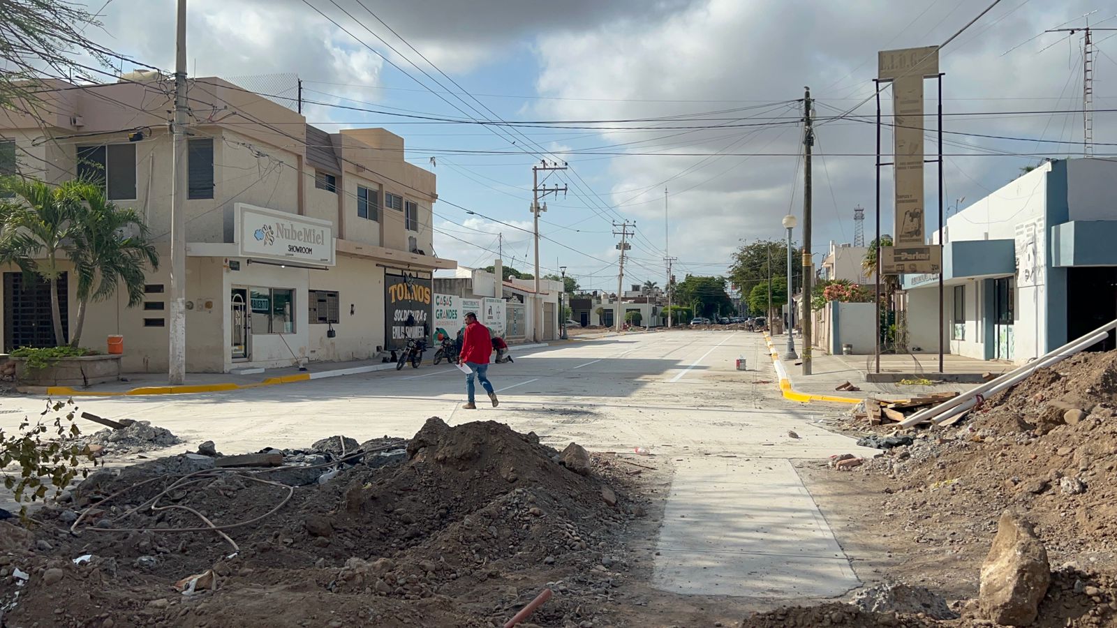 Trabajos de rehabilitación en una calle