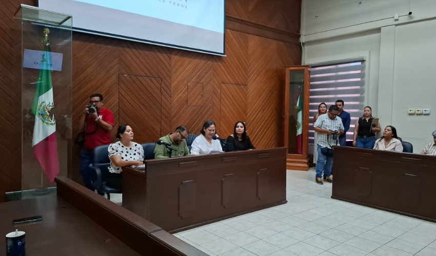 La alcaldesa Minerva Osuna se reúne con síndicos y comisarios de la zona rural de Mazatlán
