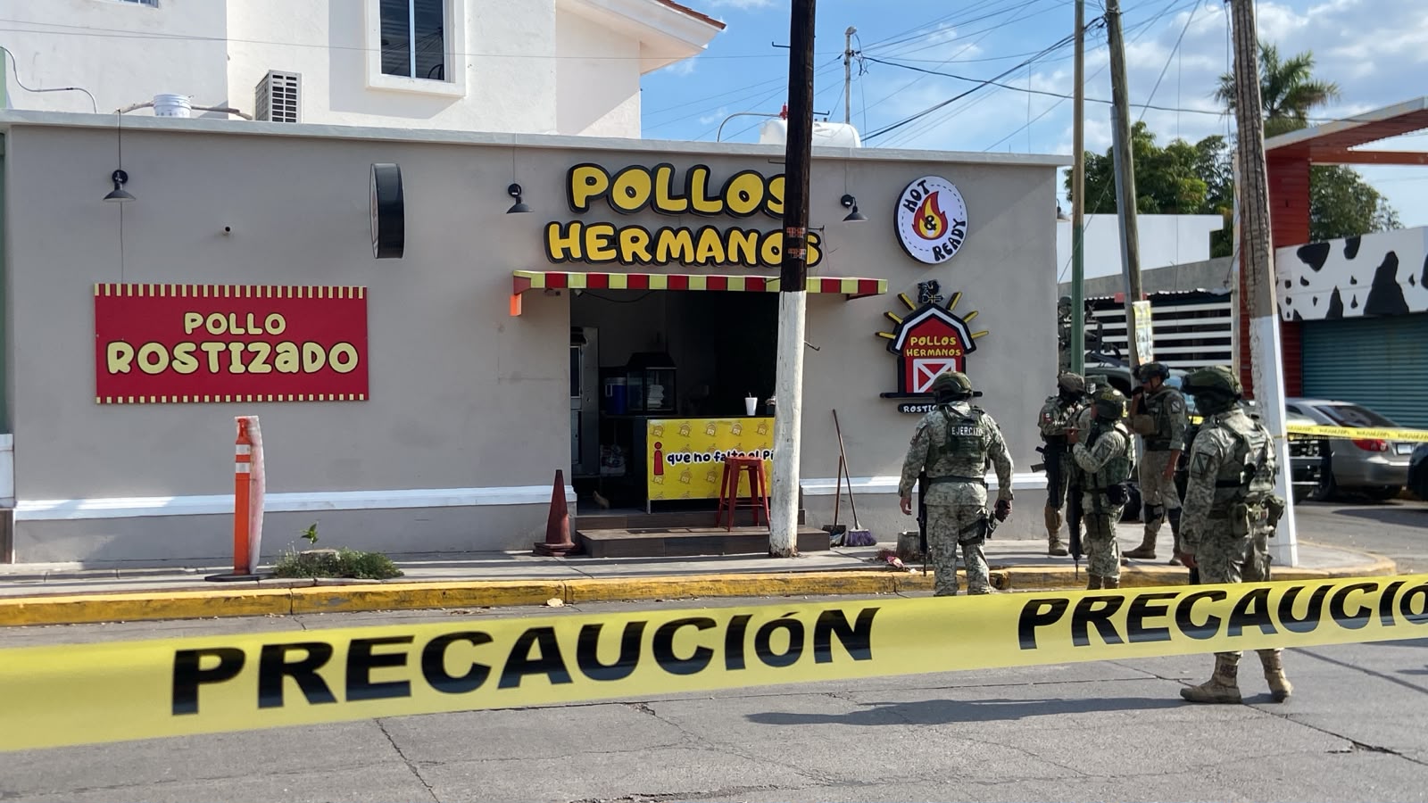 Asesinados pollos