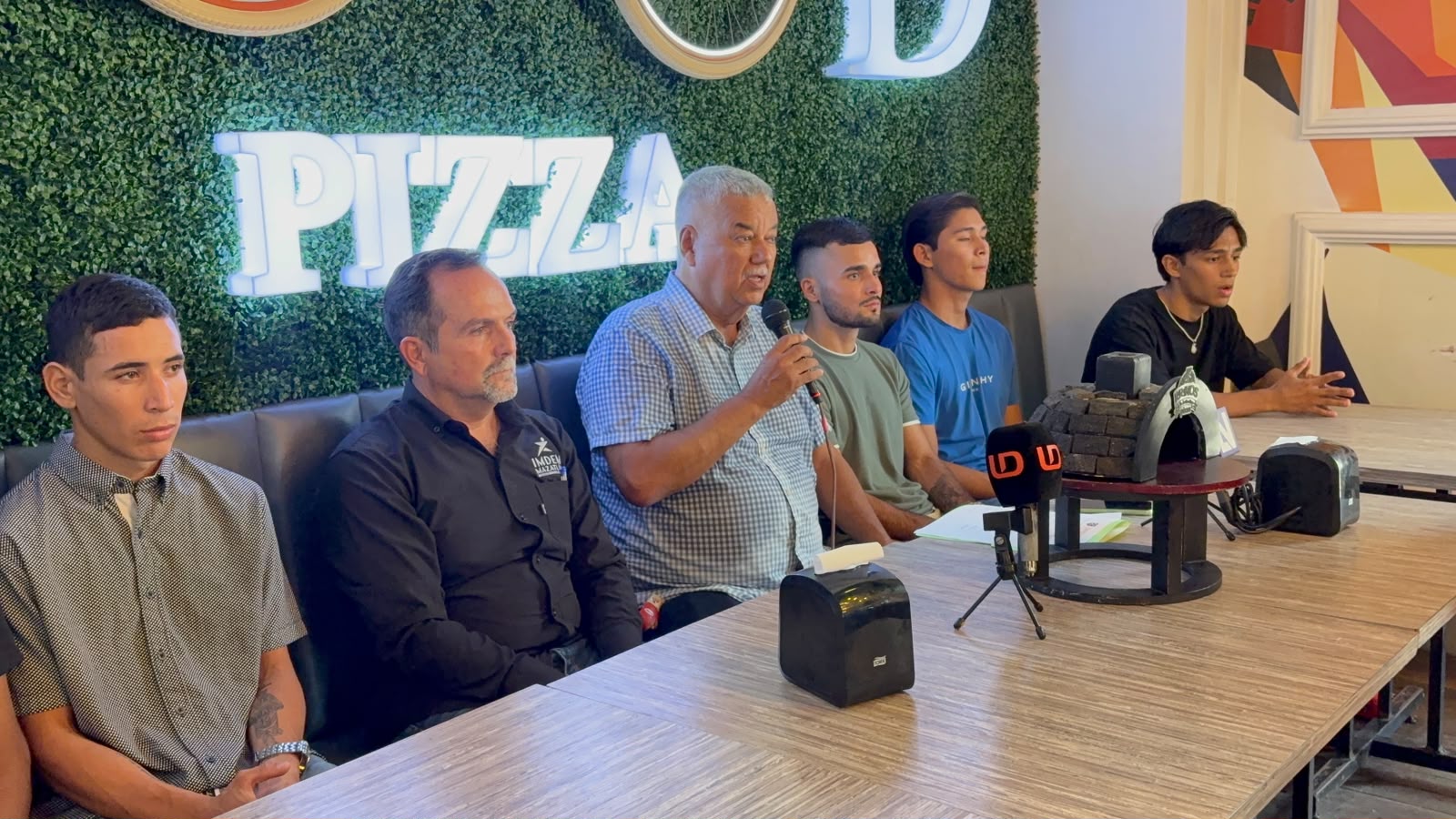 Conferencia de prensa función de box