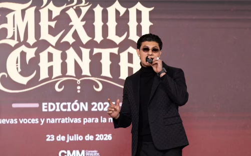 “El Bogueto” acompaña a Claudia Sheinbaum en la mañanera para presentar México Canta