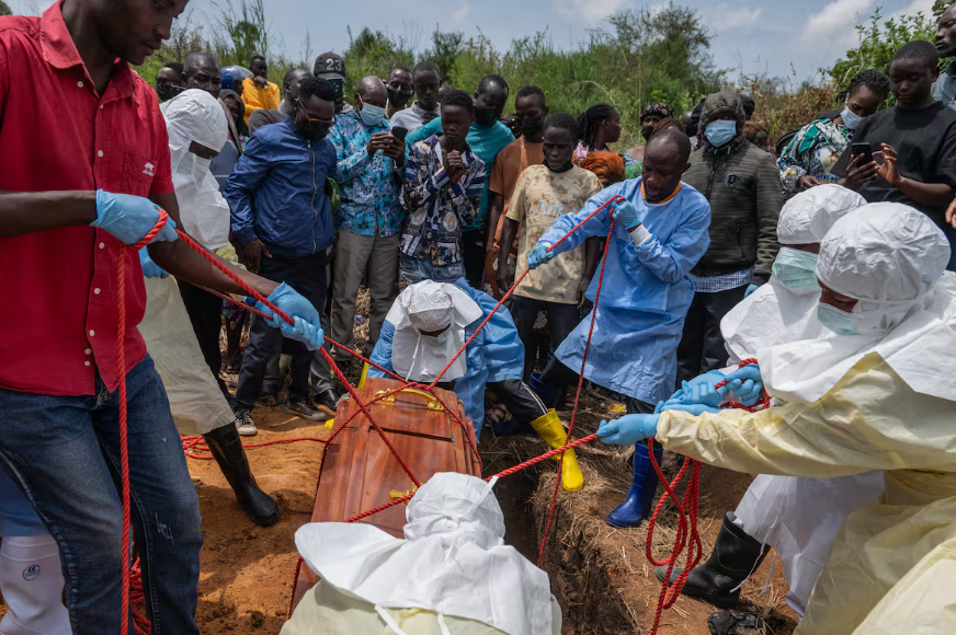 Nueva cepa y conflicto armado complican la lucha contra el ébola en Congo