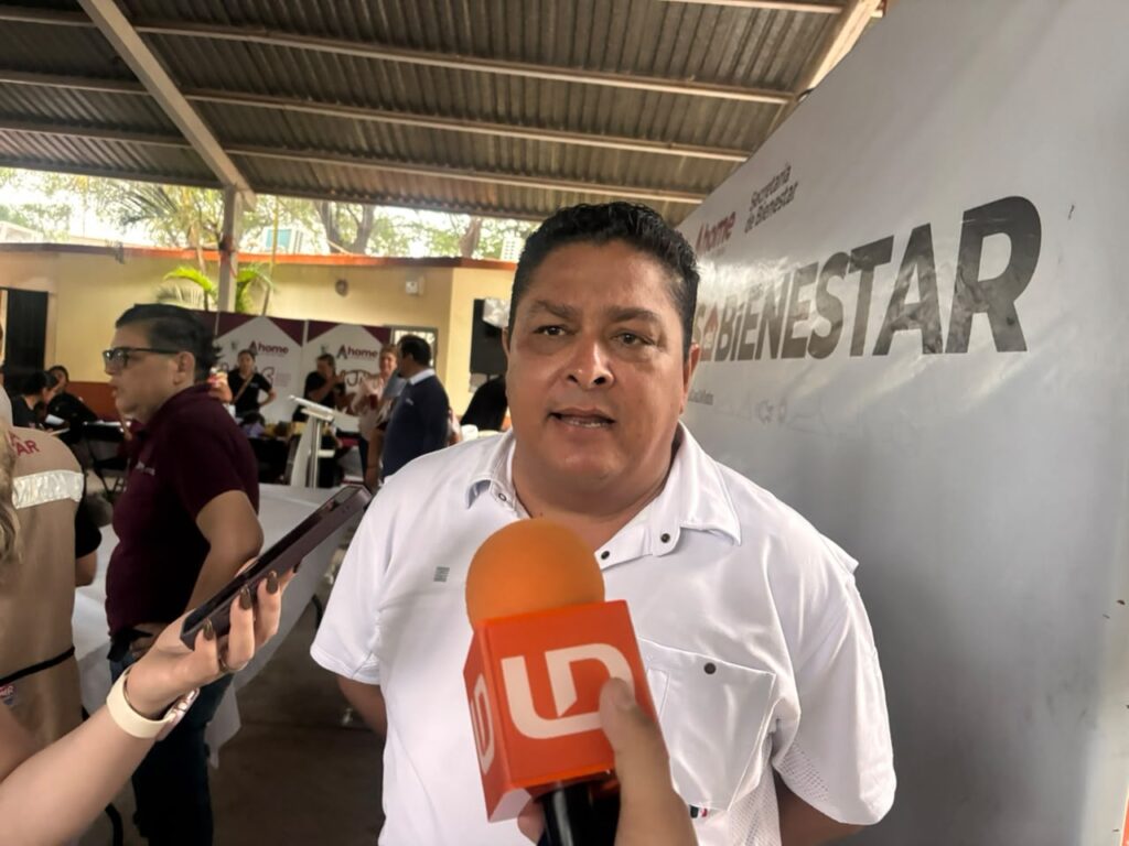 Secretario de Bienestar de Ahome, Joaquín Páez Roiz