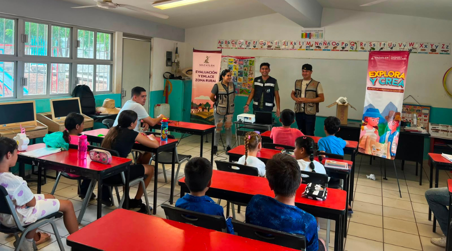 Curso de verano a niños de zona rural de Mazatlán