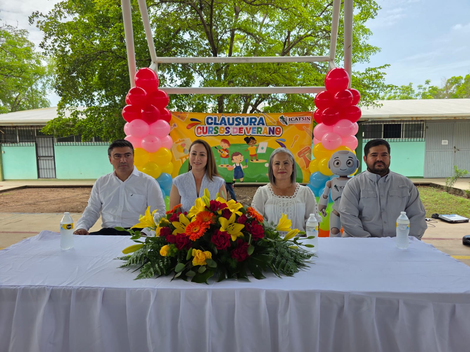 Icatsin clausura cursos de verano con 126 niños